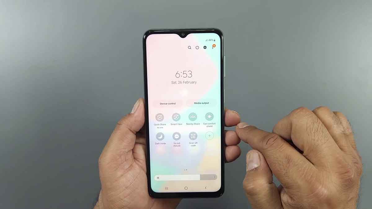 Samsung Galaxy M33 5G review: Best phone under Rs 20,000?