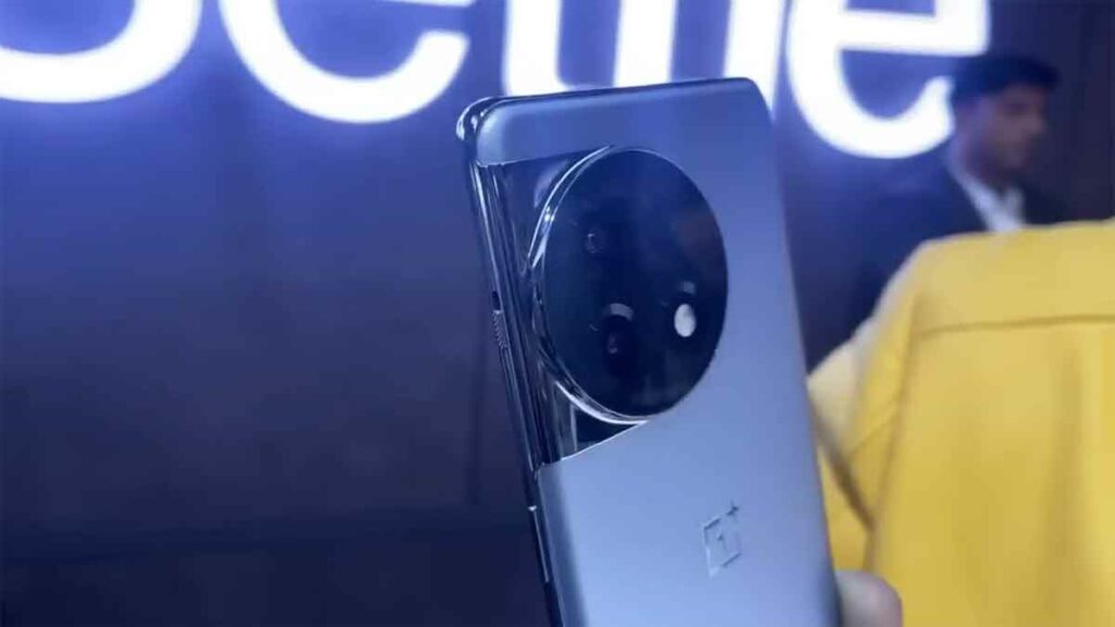 OnePlus 11R 5G Rear Camera Bump