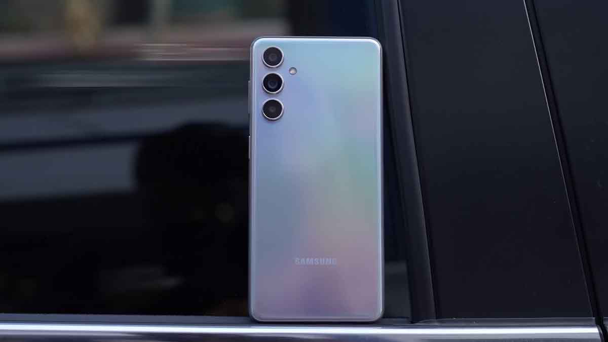 Samsung Galaxy F54 5G Back Design 1