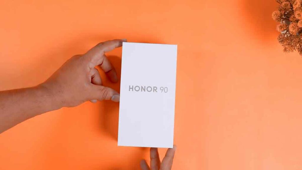 Honor 90 5G Retail Box